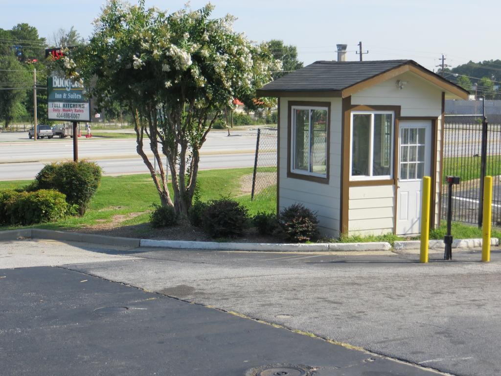 Budgetel Inn And Suites Lodge West Exterior foto