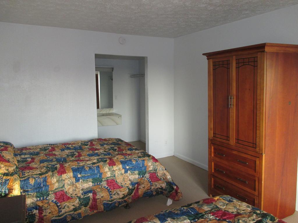Budgetel Inn And Suites Lodge West Zimmer foto